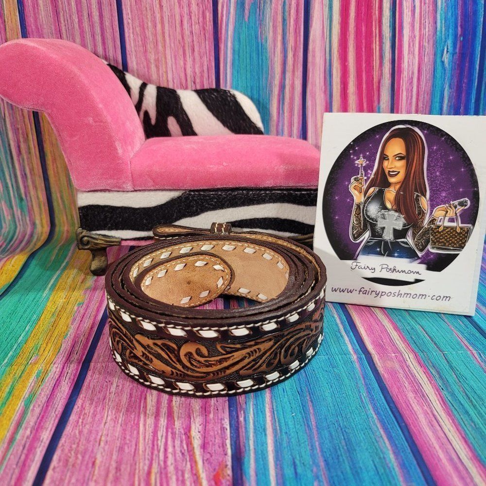 Genuine Leather Belt with Scallops and Basket Weave Size 42 (1011)